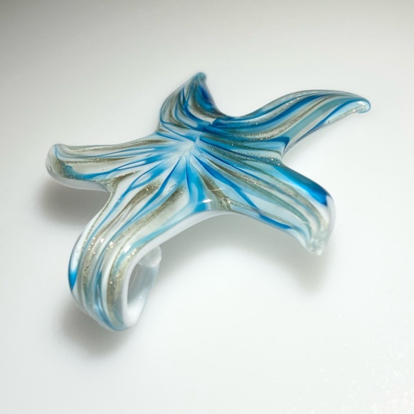 Handblown Lampwork Glass Blue White Gold
Starfish Pendant - Picture 3 of 11